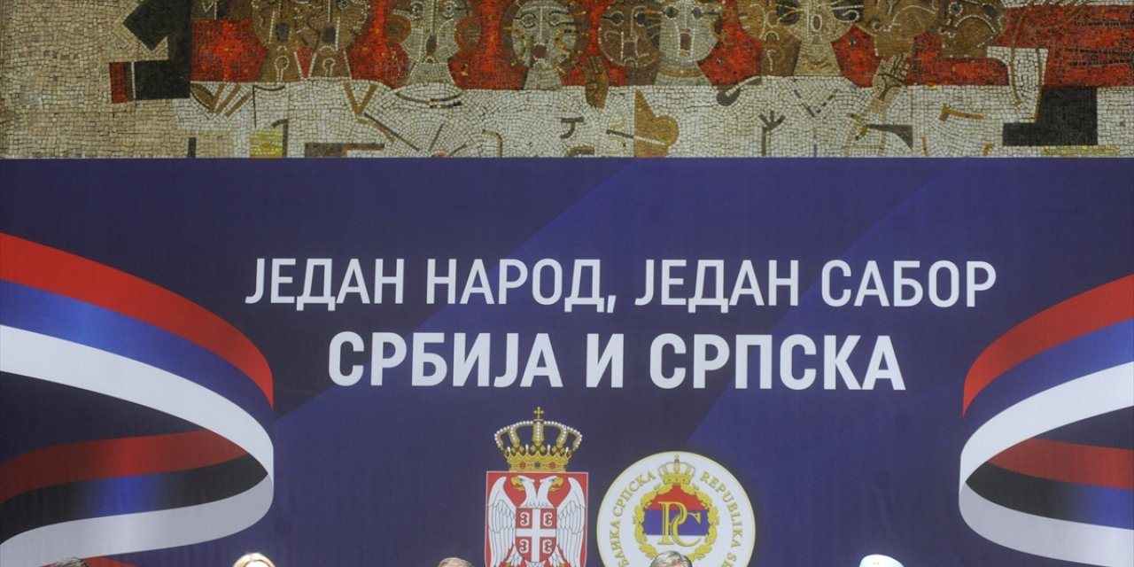 Sırbistan'da "Tüm Sırplar Meclisi" oturumu düzenlendi