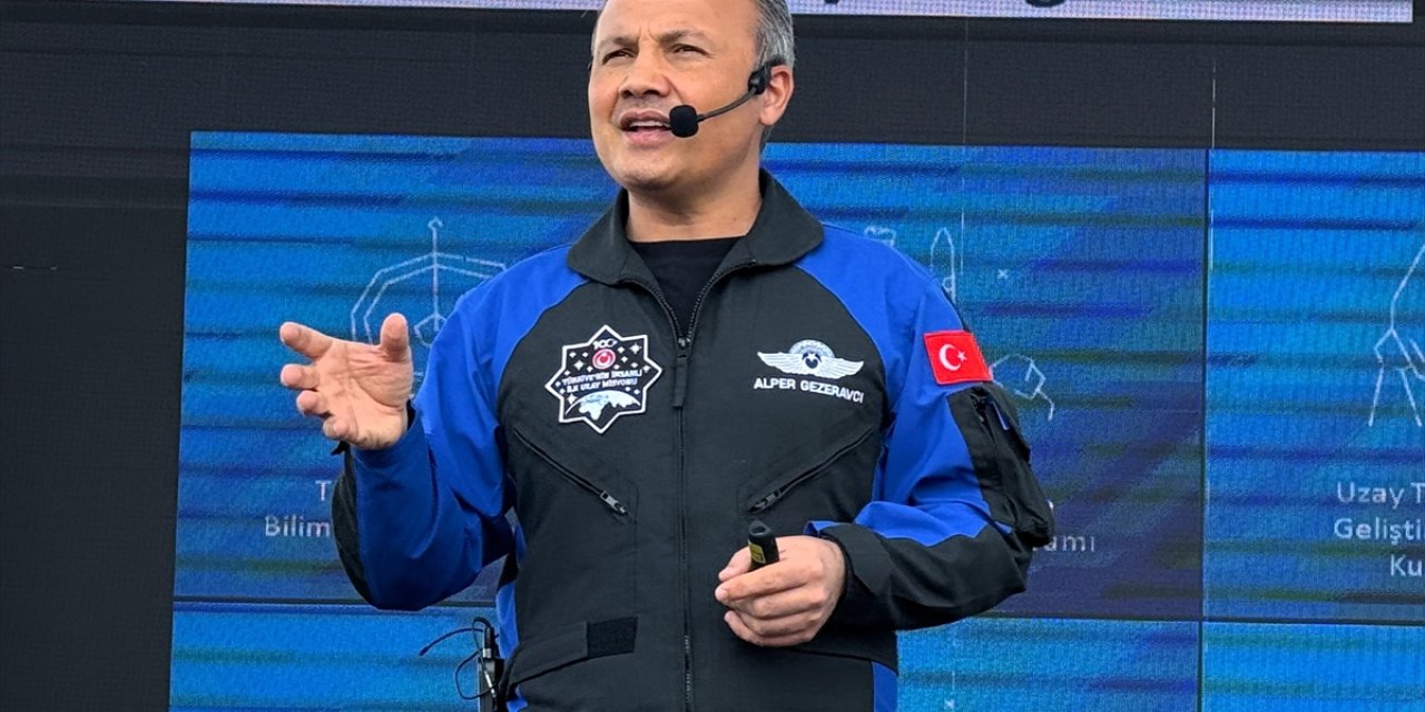 Türkiye'nin ilk astronotu Gezeravcı, Aksaray Bilim Festivali'nde konuştu: