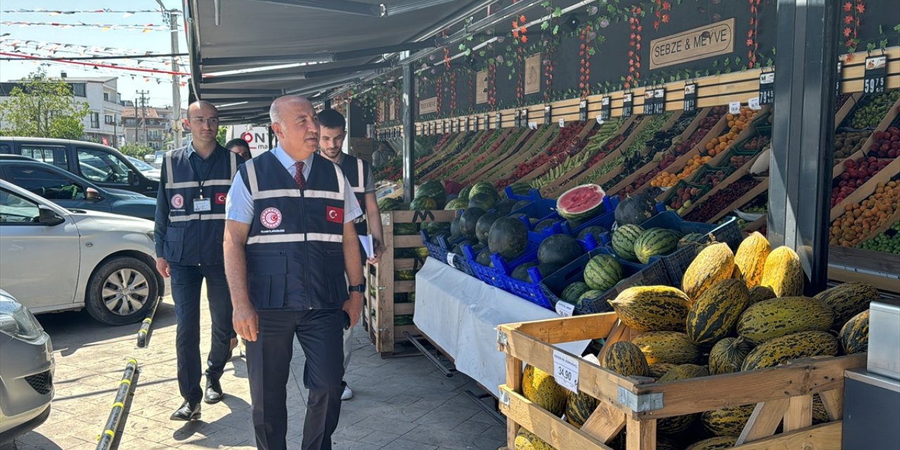 Kocaeli'de marketlerde Kurban Bayramı öncesi fiyat ve etiket denetimi yapıldı