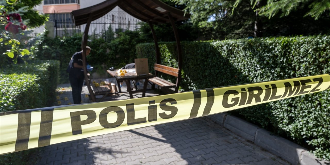 Ankara'da bir kişi karısını ve kızını silahla öldürdü