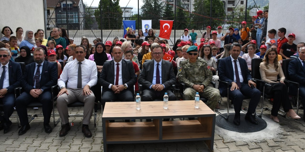 Türk askeri, Kosovalı çocuklara oyun parkı kurdu