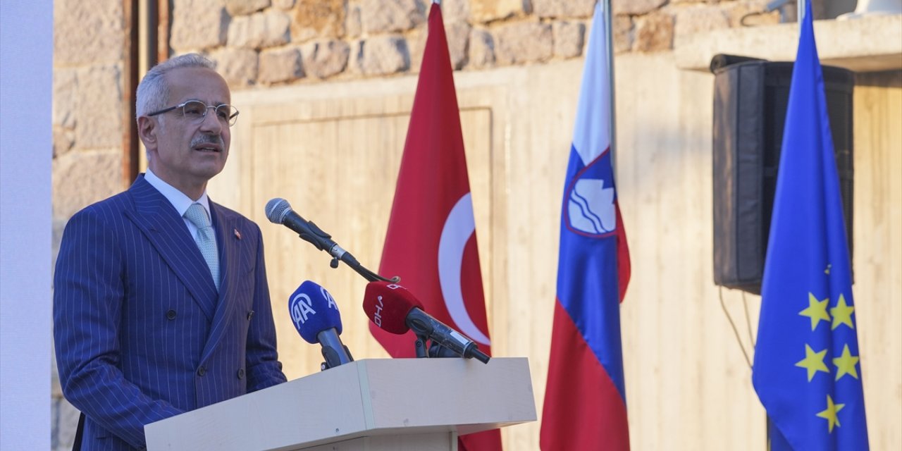 Bakan Uraloğlu, Slovenya Milli Günü'nde konuştu: