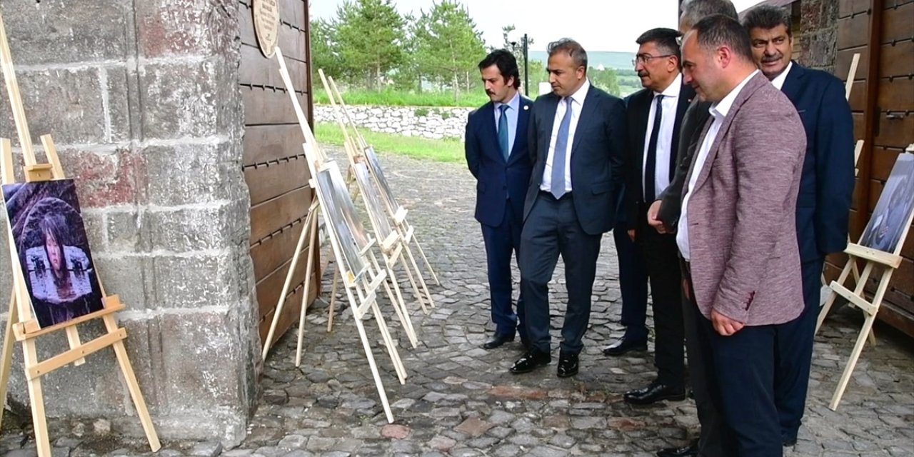 Ardahan'da "Urumçi'den Kudüs'e" fotoğraf sergisi açıldı