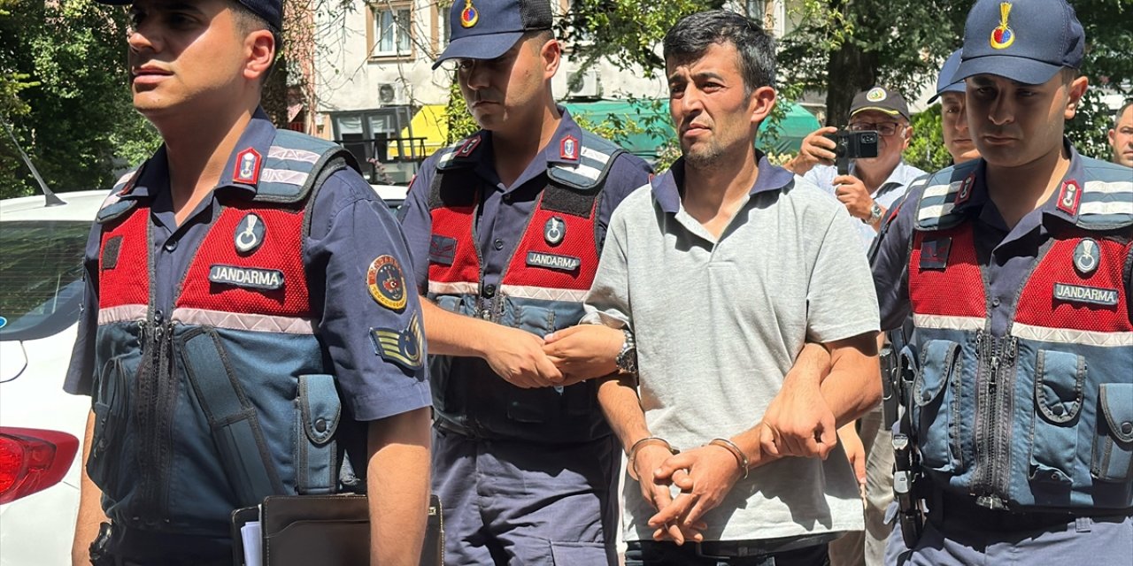 GÜNCELLEME 2 - Bartın'da engelli kız kardeşini dövdüğü iddiasıyla babasını tüfekle öldüren zanlı tutuklandı