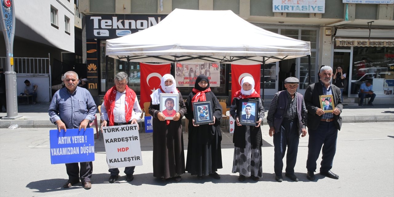 Evlatları dağa kaçırılan Muşlu aileler Kurban Bayramı'nı buruk karşılıyor