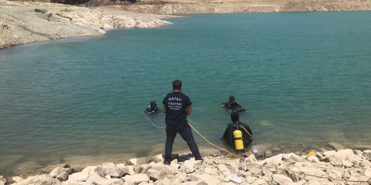 Hatay'da baraj gölüne giren çocuk boğuldu