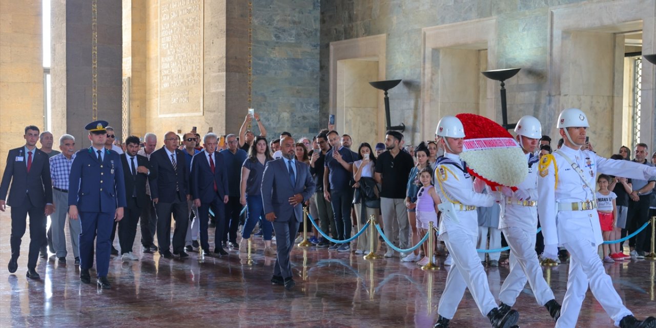 Türkiye Foto Muhabirleri Derneğinden 40. kuruluş yıl dönümünde Anıtkabir ziyareti