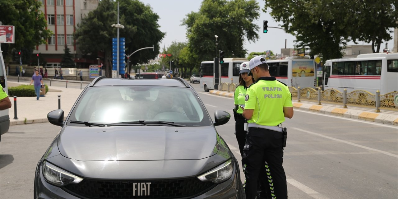 Edirne'de bayram öncesinde dron destekli trafik denetimi yapıldı