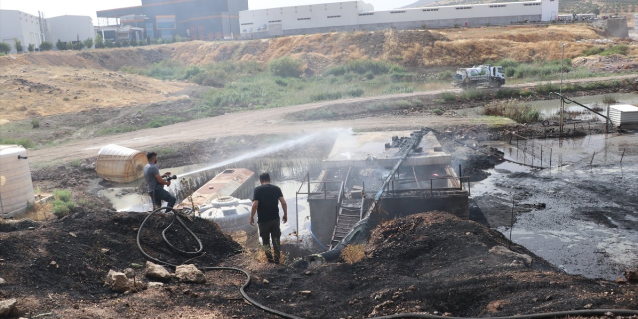 Kilis OSB’de otluk alanda çıkan yangın söndürüldü