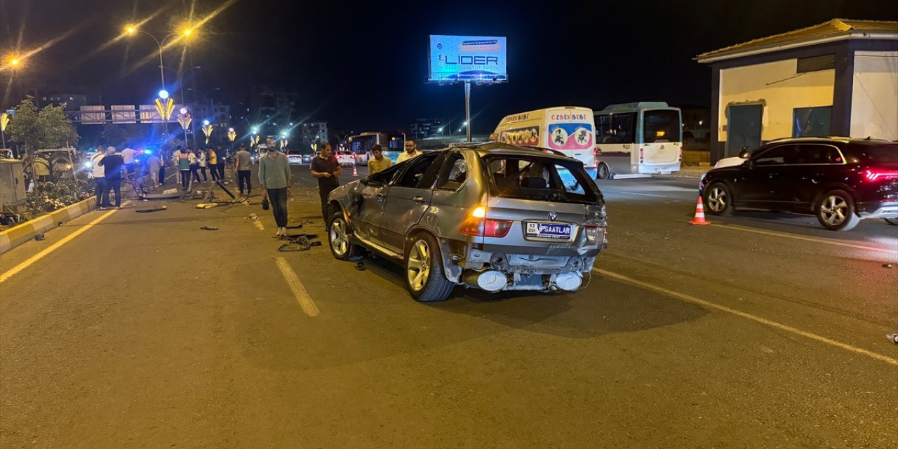 Şanlıurfa'da zincirleme trafik kazasında 12 kişi yaralandı