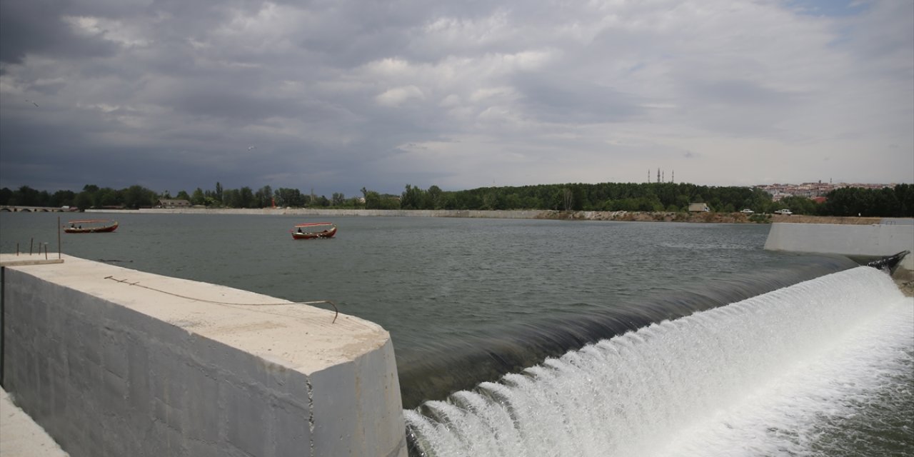 Meriç Nehri'ndeki hidroelektrik santralinden gelecek ay elektrik üretimine başlanacak
