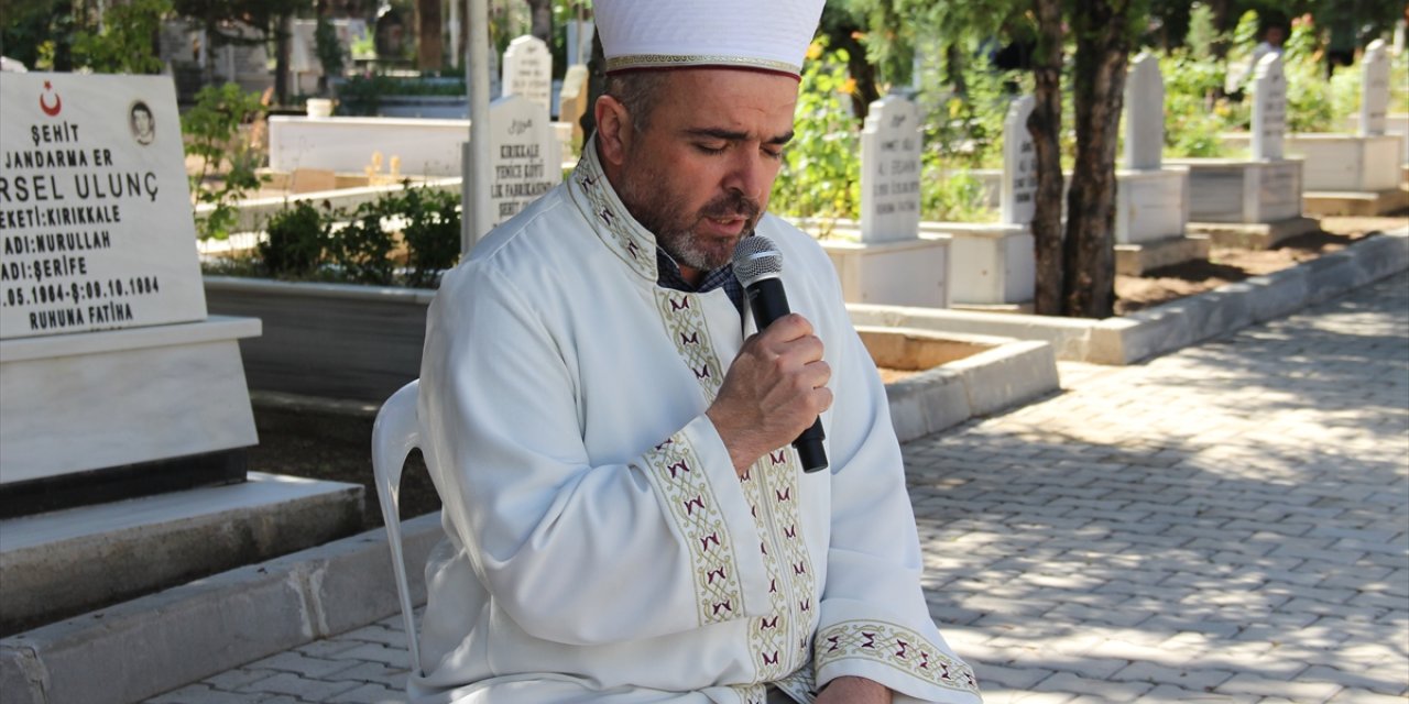 İç Anadolu'da Kurban Bayramı arifesinde şehitlikler ziyaret edildi