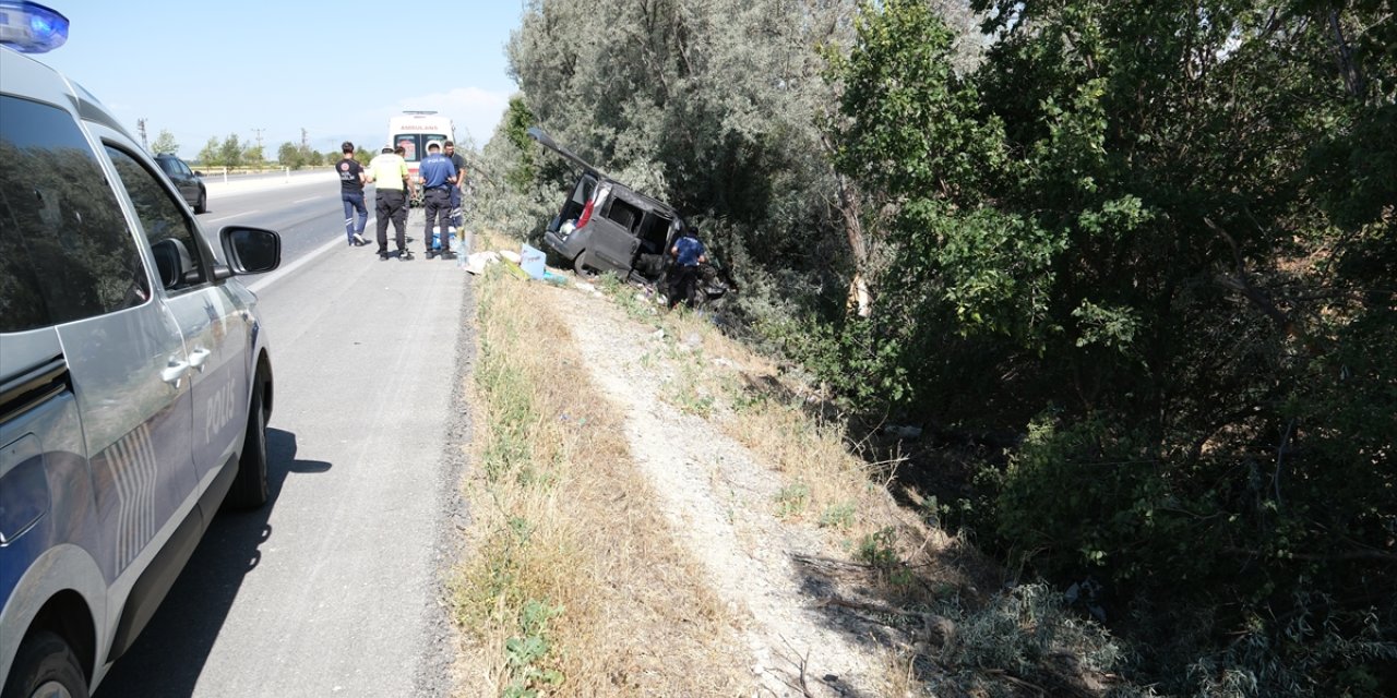 Konya'daki trafik kazasında 4 kişi yaralandı