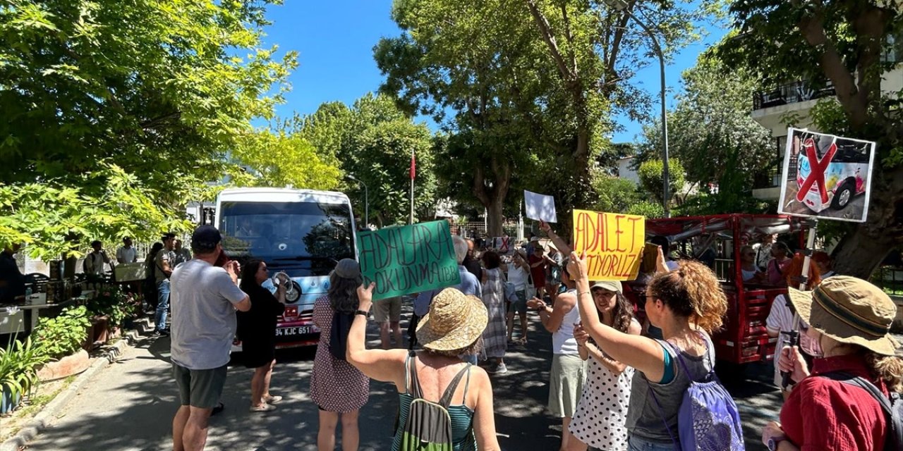 Adalar'da İETT'ye minibüs tepkisi 5. gün de devam etti