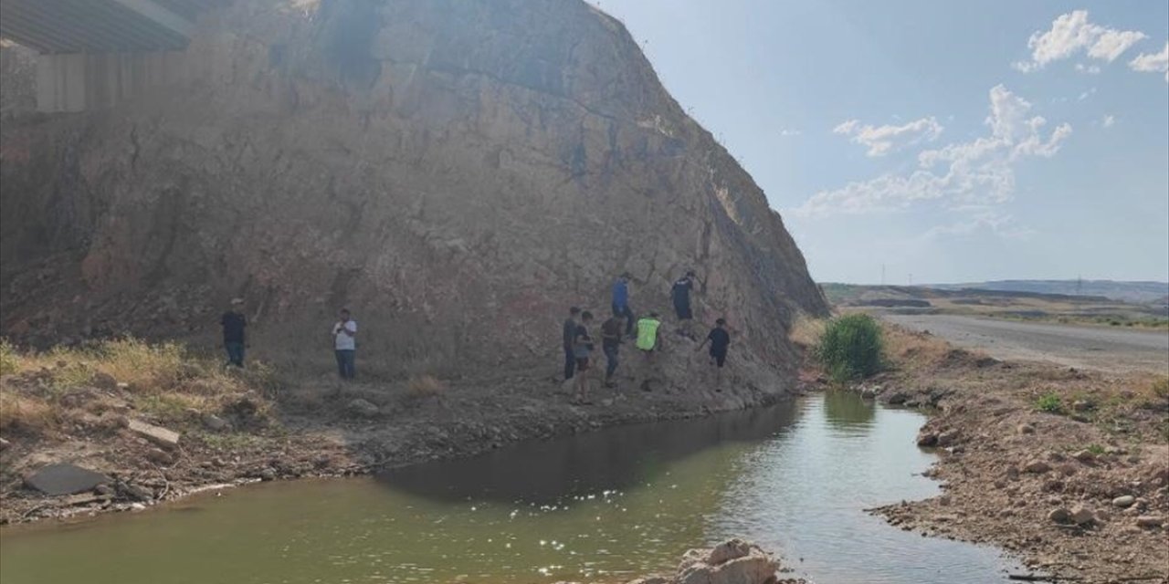 Siirt'te AFAD ve jandarmadan boğulmalara karşı uyarı