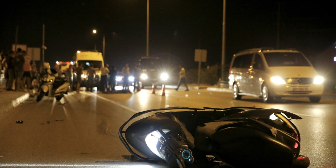 Fethiye'de otomobille çarpışan motosikletteki 1 kişi öldü, 1 kişi yaralandı
