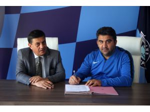 Adana Demirspor, Ümit Özat ile sözleşme yeniledi