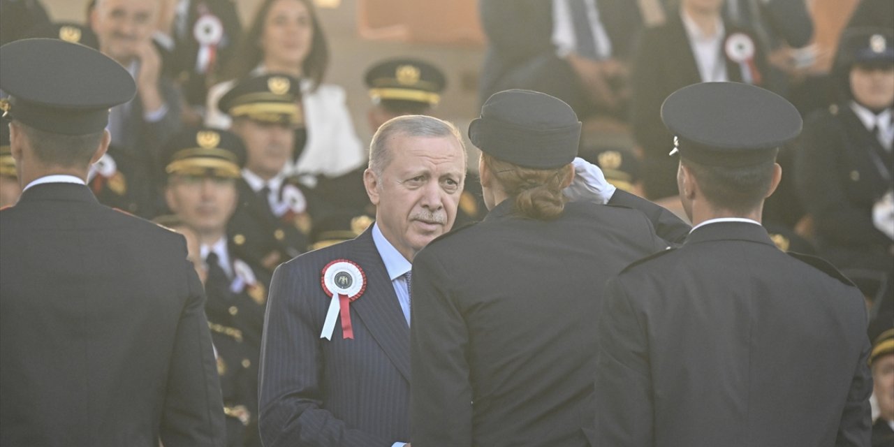 Cumhurbaşkanı Erdoğan, Polis Akademisi Mezuniyet Töreni'nde konuştu: (2)