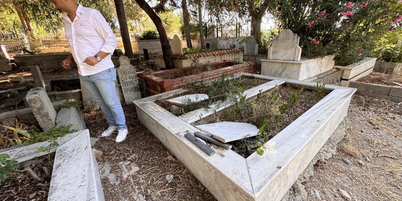 Adana'da mezarlıkta 30 kabre zarar verildi