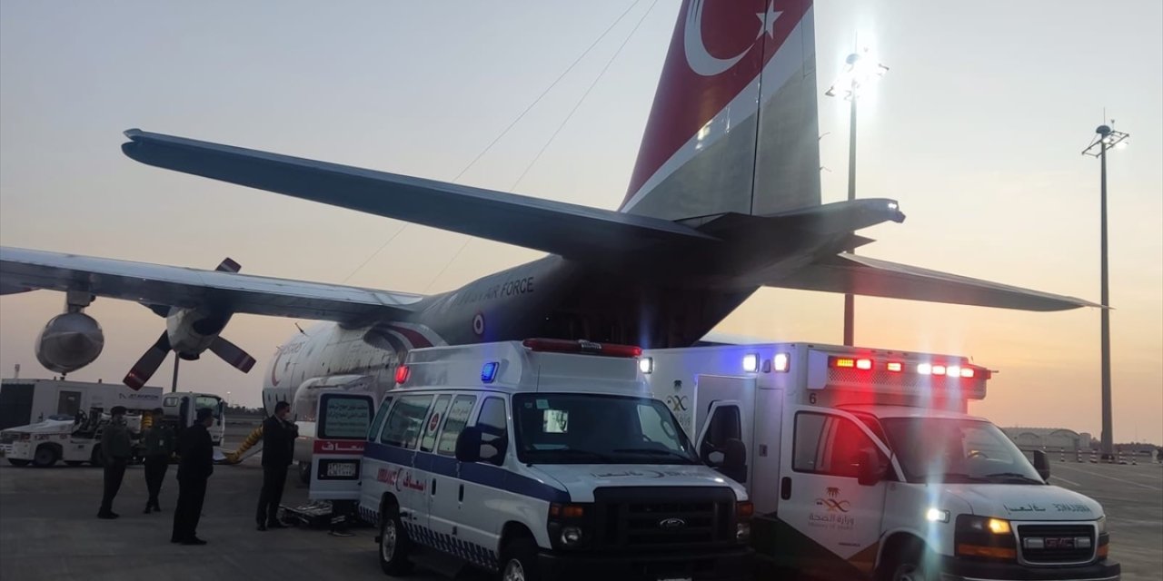 MSB: Mekke ve Cidde'de yoğun bakımdaki 13 Türk için uçak görevlendirildi