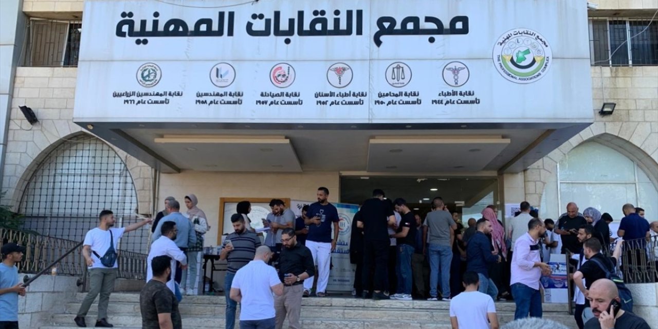 Binlerce Ürdünlü Gazze için kan bağışında bulundu
