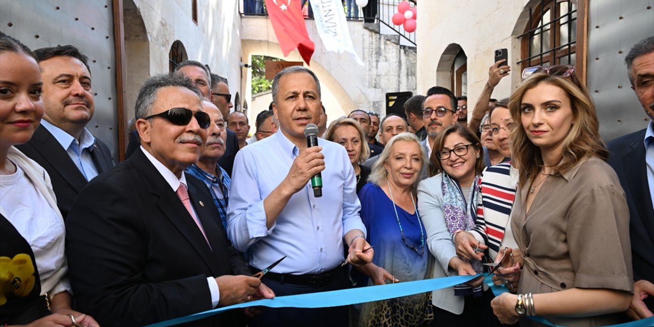 İçişleri Bakanı Yerlikaya, restore edilen Gaziantep'teki tarihi Şeker Hanı'nın açılışına katıldı
