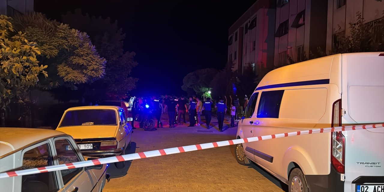 Adıyaman'da bıçaklı kavgada 4 kişi yaralandı
