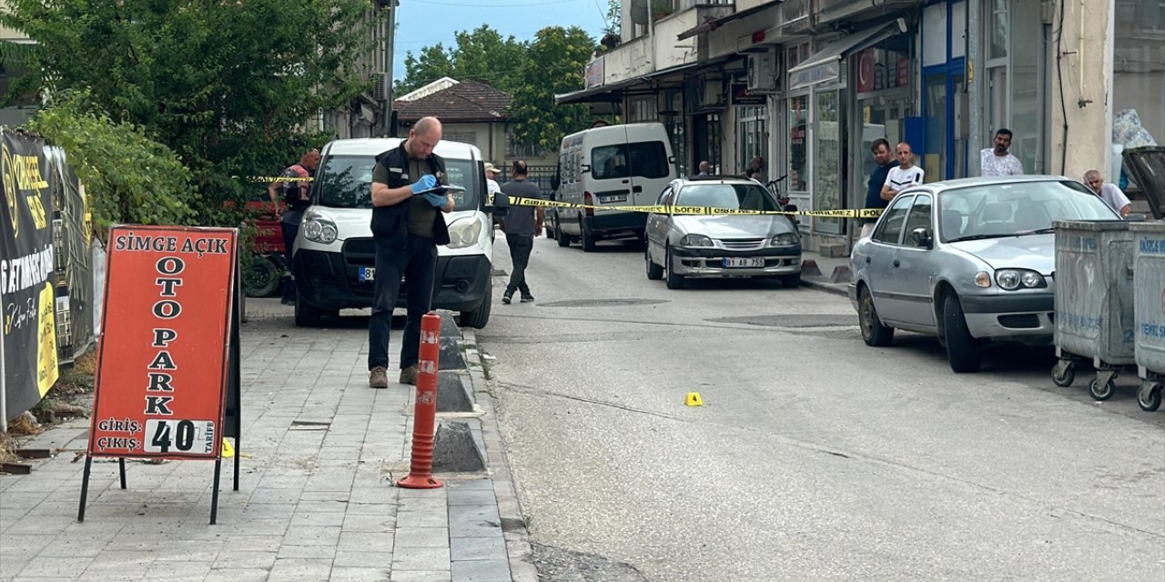 Düzce'de silahlı saldırıya uğrayan kişi ağır yaralandı