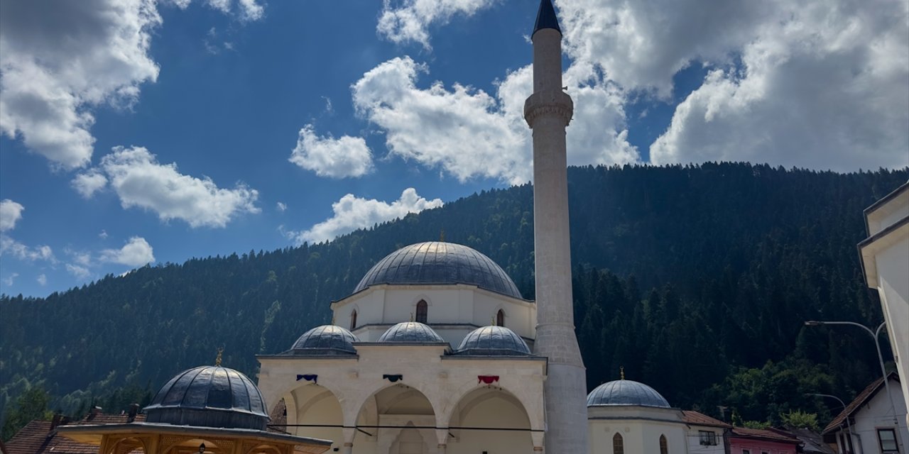 Bosna Hersek'te savaşta yıkılan tarihi Sinan Bey Camisi 12 Temmuz'da ibadete açılacak