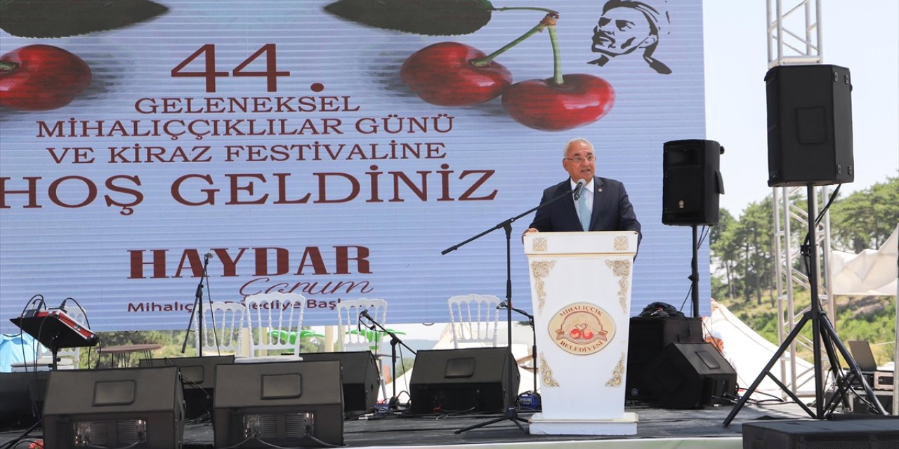 DSP Genel Başkanı Aksakal, 44. Mihalıççıklılar Günü ve Kiraz Festivali'ne katıldı