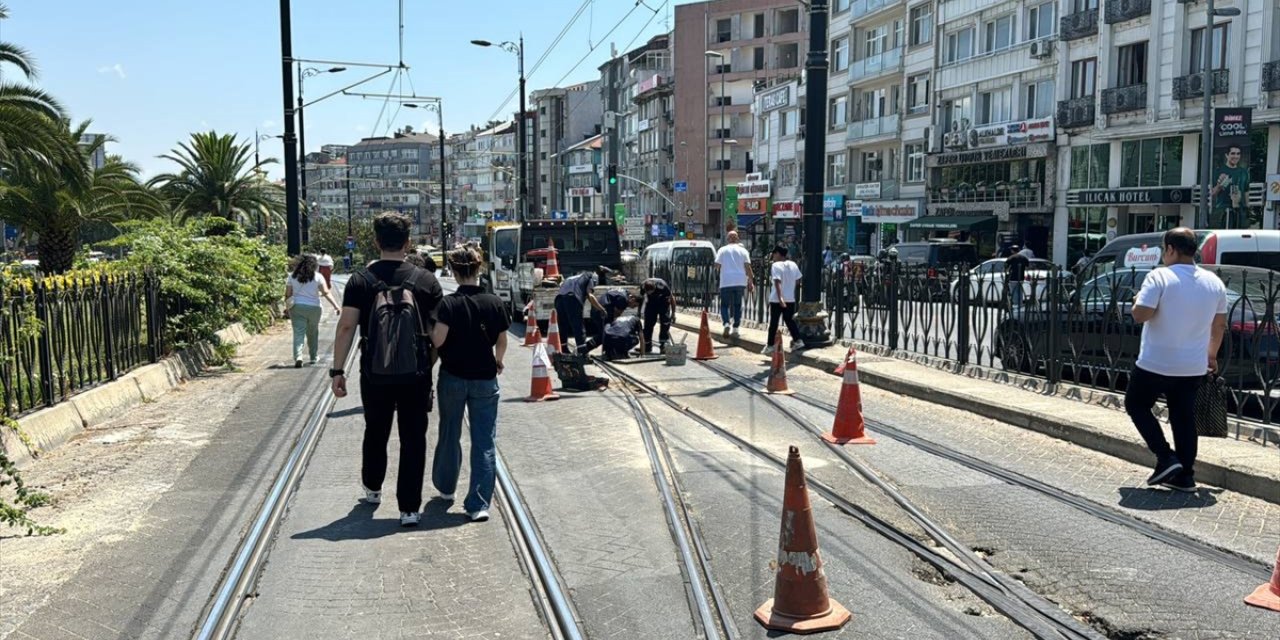 GÜNCELLEME - Kabataş-Bağcılar Tramvay Hattı'nda aksayan seferler normale döndü