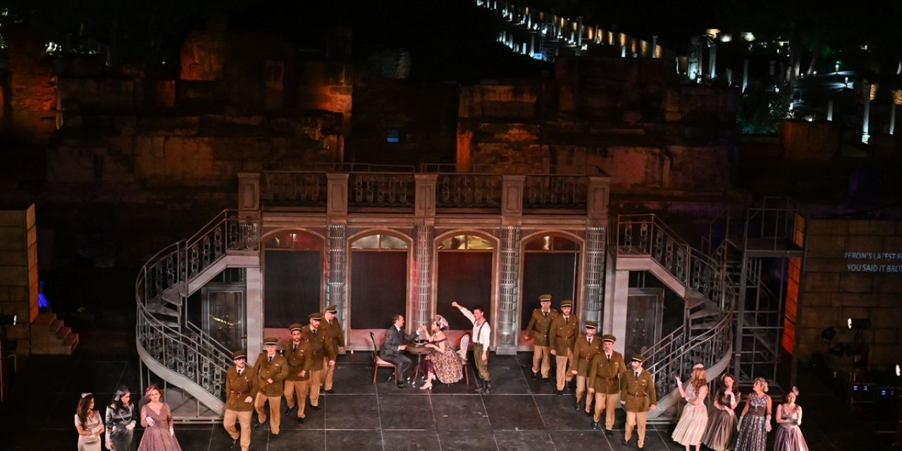 7. Uluslararası Efes Opera ve Bale Festivali'nde Evita müzikali sanatseverlerle buluştu