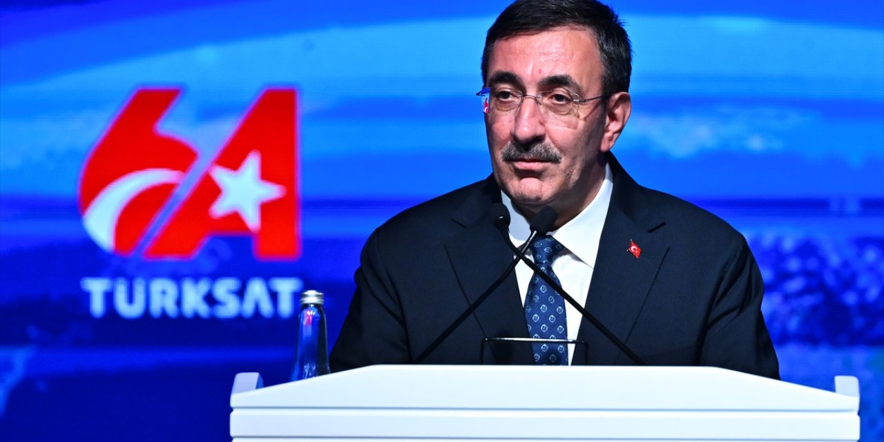 Cumhurbaşkanı Yardımcısı Yılmaz, Türksat 6A'nın fırlatılması öncesinde düzenlenen törende konuştu: