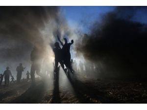 İsrail askerleri Gazze'de Filistinli genci şehit etti