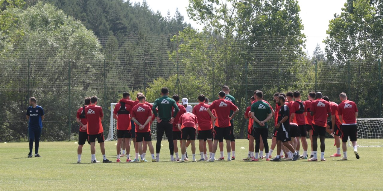 Gaziantep FK, yeni sezon hazırlıkları kapsamında idman yaptı