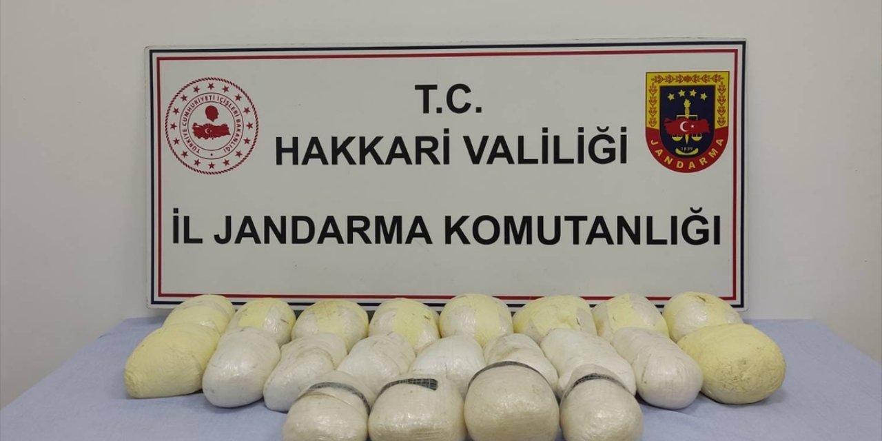 Hakkari'de 23 kilo 350 gram uyuşturucu ele geçirildi