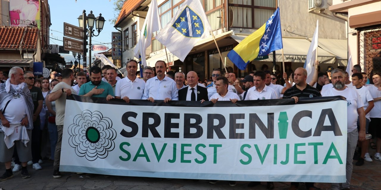 Kuzey Makedonya'da Srebrenitsa soykırımı kurbanları anıldı