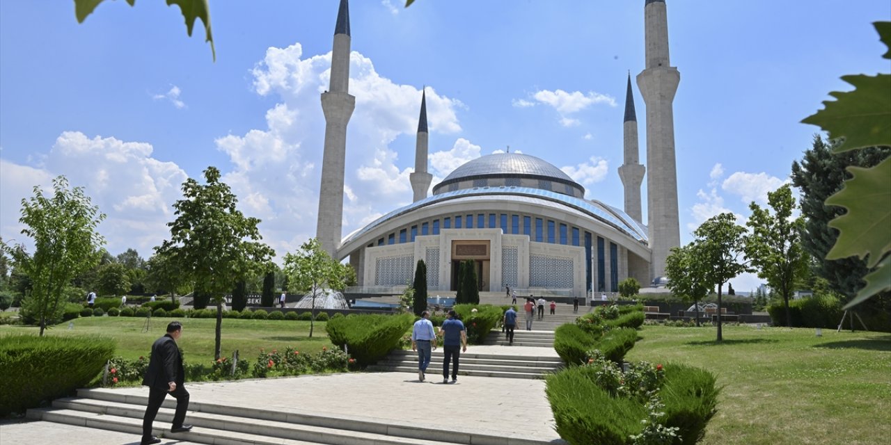 Diyanet İşleri Başkanı Erbaş, Ankara'da 15 Temmuz konulu hutbe irat etti: