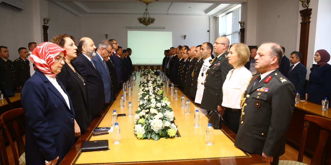 Azerbaycan'da 15 Temmuz Demokrasi ve Milli Birlik Günü konferansı düzenlendi