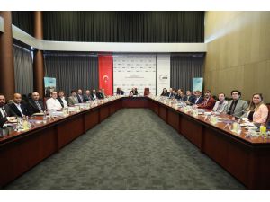 Türkiye Bina Deprem Yönetmeliği Yönlendirme Komisyonu toplandı