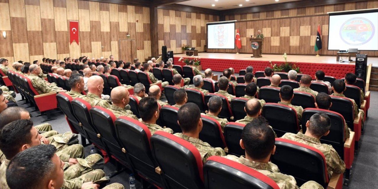 Genelkurmay Başkanı Gürak, Libya'da resmi temaslarda bulundu