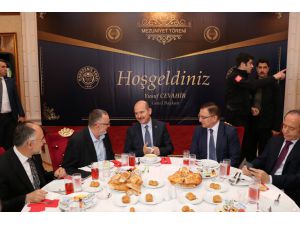 Bakan Soylu, Karadeniz Vakfı'nın iftarına katıldı