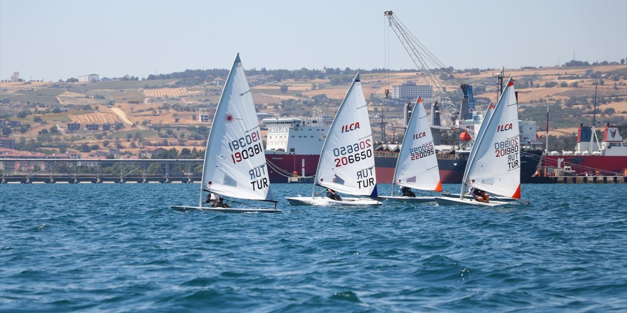 Tekirdağ'da "Demokrasi ve Milli Birlik Yelken Yarışları" tamamlandı