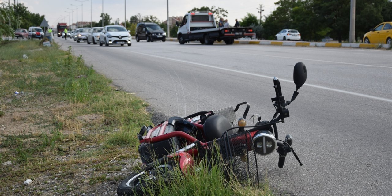 Konya'da aracın çarptığı elektrikli bisiklet sürücüsü öldü