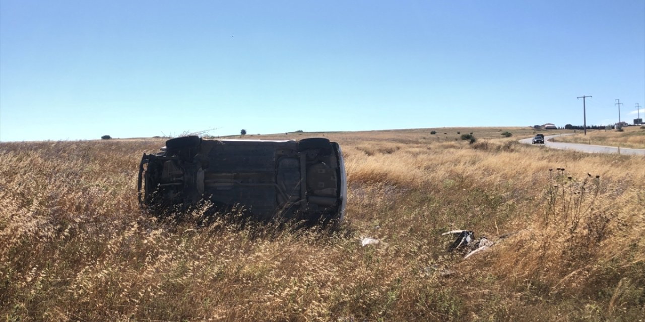 Tekirdağ'da iki otomobilin çarpıştığı kazada 1 kişi öldü, 2 kişi yaralandı