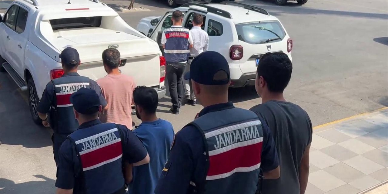 Mersin ve Diyarbakır'da terör örgütü PKK/KCK'ya yönelik operasyonda 5 şüpheli yakalandı