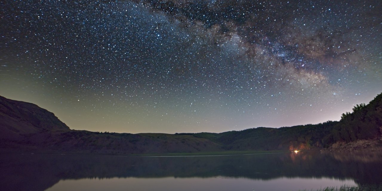 Nemrut Krater Gölü gece görüntülendi