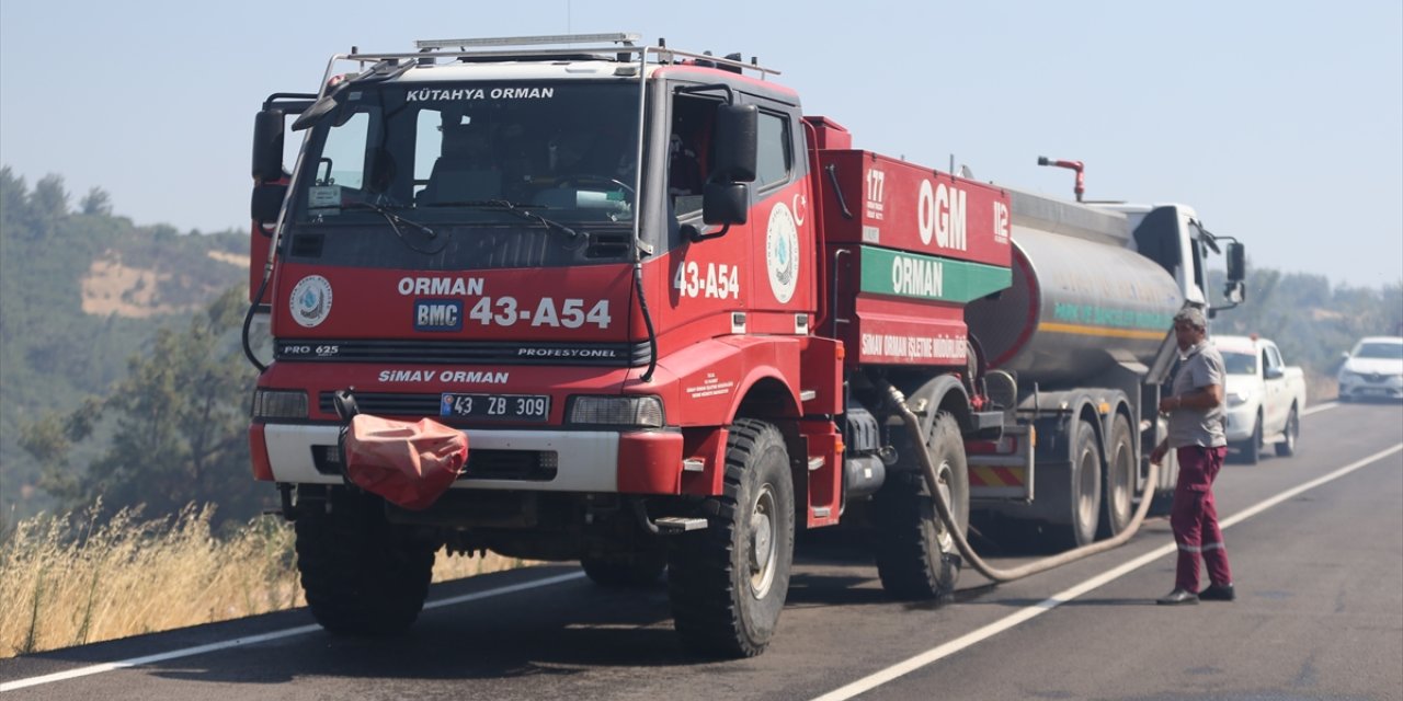 GÜNCELLEME - Balıkesir'in Altıeylül ilçesinde çıkan orman yangını kontrol altına alındı