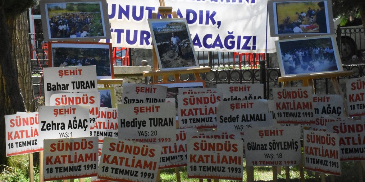 Van'da Sündüz Yaylası'nda şehit edilen 24 kişi törenle anıldı