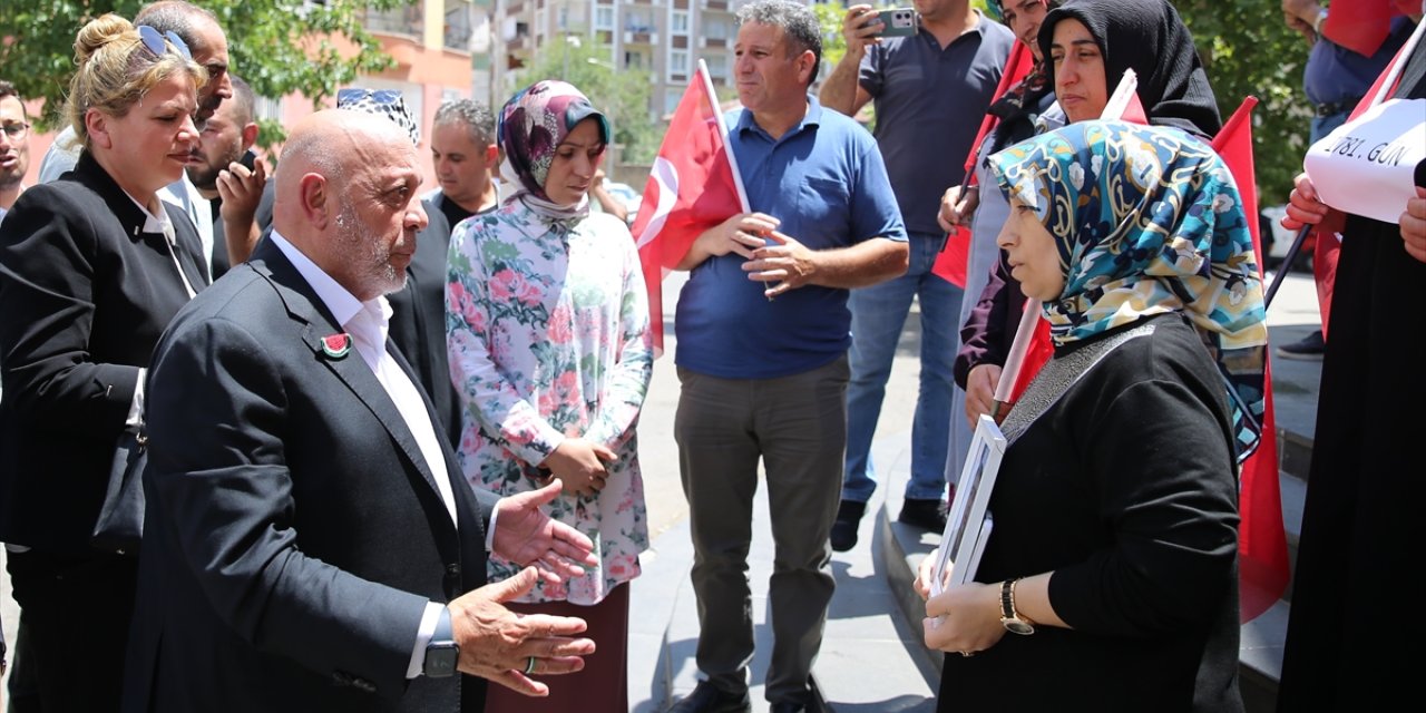 HAK-İŞ Genel Başkanı Arslan, Diyarbakır annelerini ziyaret etti: